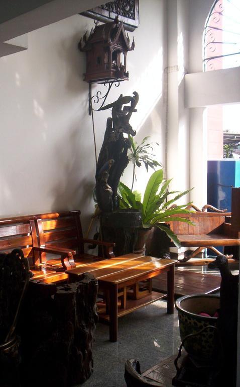 Baankhunmae Apartment Bangkok Kültér fotó