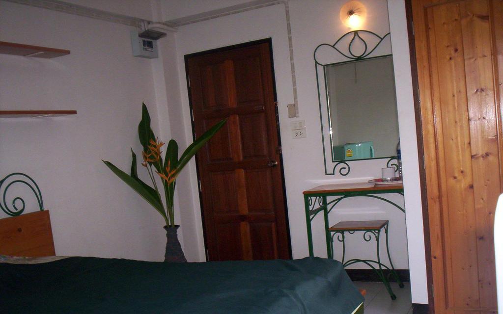 Baankhunmae Apartment Bangkok Kültér fotó