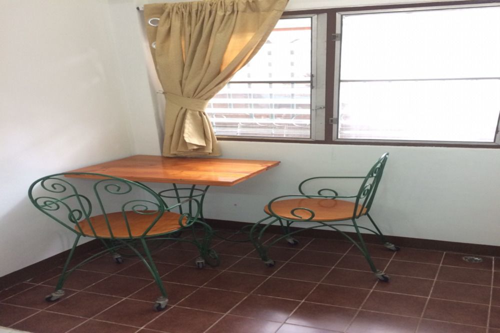 Baankhunmae Apartment Bangkok Kültér fotó