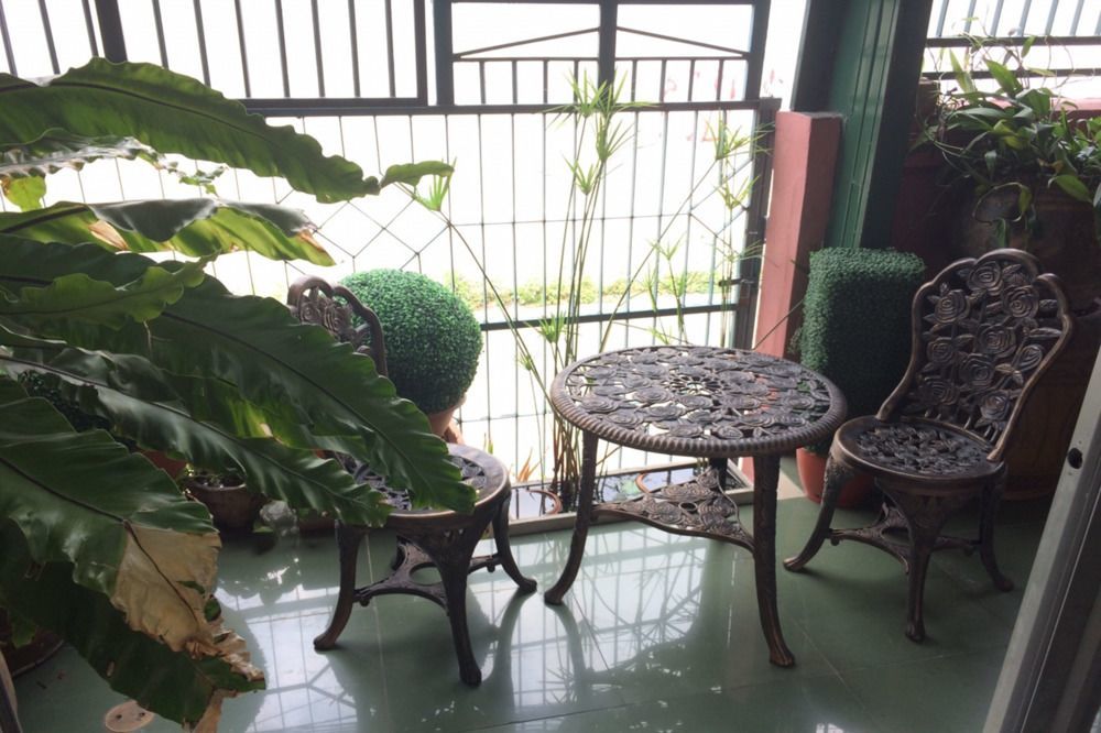 Baankhunmae Apartment Bangkok Kültér fotó