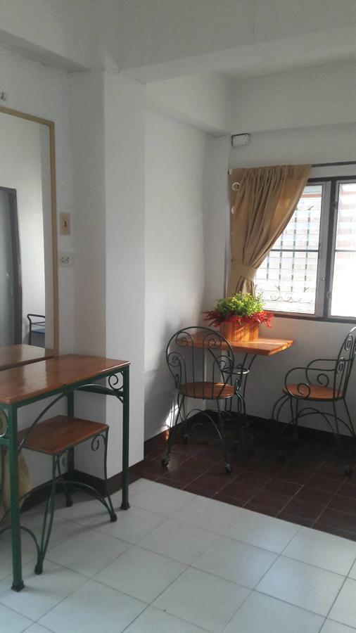 Baankhunmae Apartment Bangkok Kültér fotó